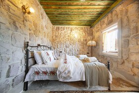Aysel Inn House