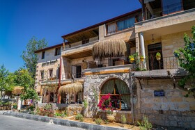 Aysel Inn House