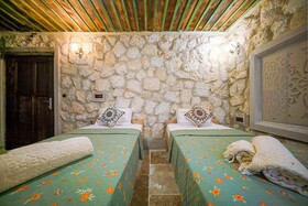 Aysel Inn House