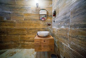 Aysel Inn House