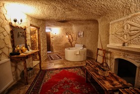 Cappadocia Ennar Cave