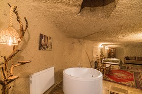 Cappadocia Ennar Cave