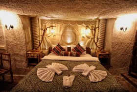 Cappadocia Ennar Cave