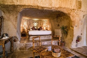 Cappadocia Ennar Cave