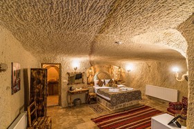 Cappadocia Ennar Cave