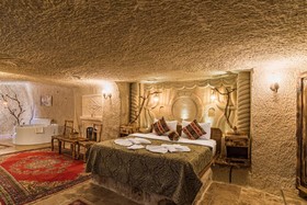 Cappadocia Ennar Cave