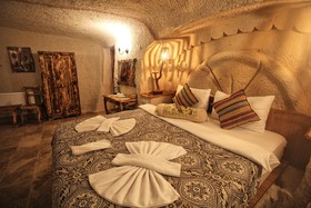 Cappadocia Ennar Cave