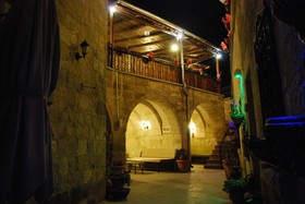 Cave Art Hotel