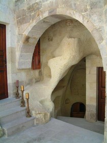 Cave Art Hotel