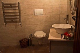 Cave Art Hotel