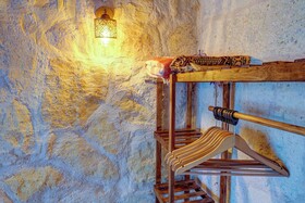 Ceran Stone House