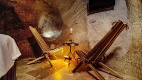 Crassula Cave Hotel