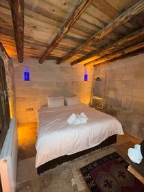 Crassula Cave Hotel