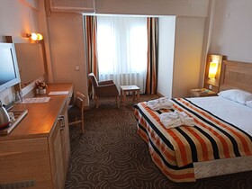 Crystal Kaymakli Hotel & Spa
