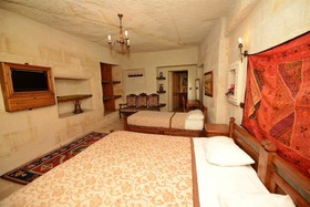 Elysée Cave House