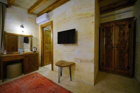 Enjoy Stone Hotel