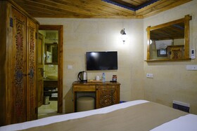 Enjoy Stone Hotel