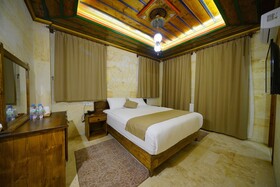 Enjoy Stone Hotel