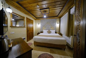 Enjoy Stone Hotel