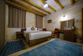 Enjoy Stone Hotel