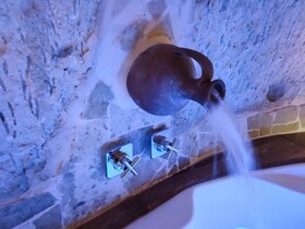 Euphoria Cave House