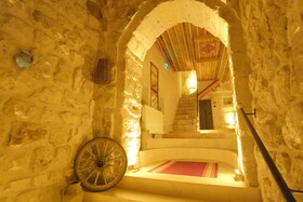 Euphoria Cave House