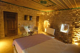 Euphoria Cave House