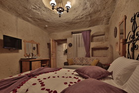 Fosil Cave Hotel