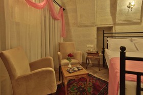 Jacob's Cave Suites