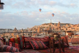 Kayra cave suites