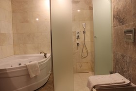 Kayra cave suites