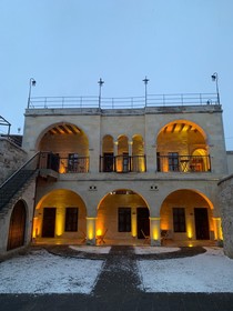 Kayra cave suites