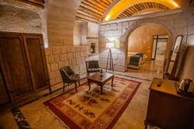Lavender Cave Hotel