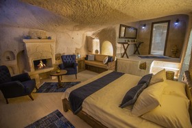 Maks Cave House
