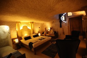 Maks Cave House