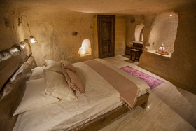 Maks Cave House