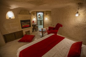 Maks Cave House