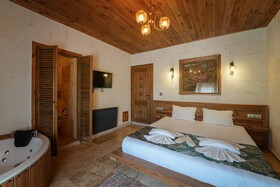 Matiana View Cave Hotel