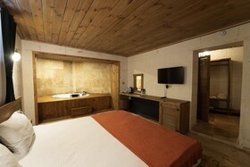 Matiana View Cave Hotel