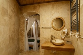 Matiana View Cave Hotel