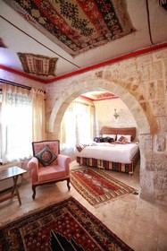 Nar Cave House