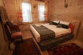 Nar Cave House