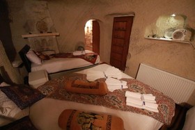 Nar Cave House