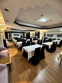 Nigrum Otel
