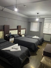 Nigrum Otel