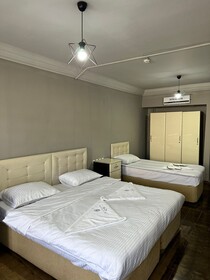 Nigrum Otel