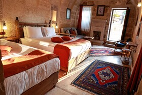 Peruna Cave Hotel