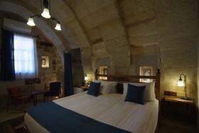Peruna Cave Hotel