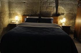 Salkim Cave House