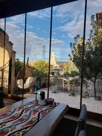 Seven Stone Hotel